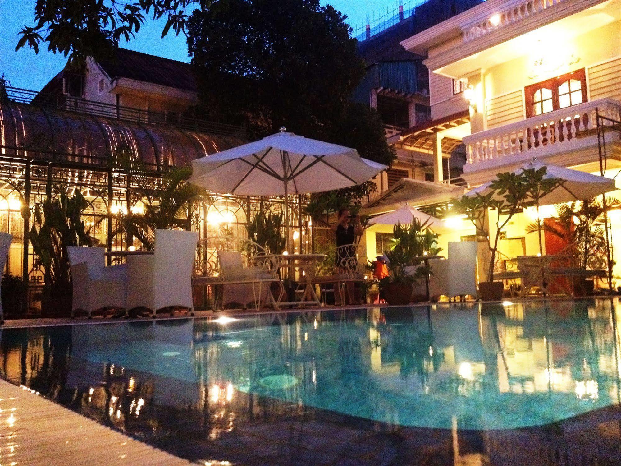 Villa Paradiso Phnom Penh Bagian luar foto